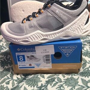 Columbia Mesh Gray and White Athletic Shoes